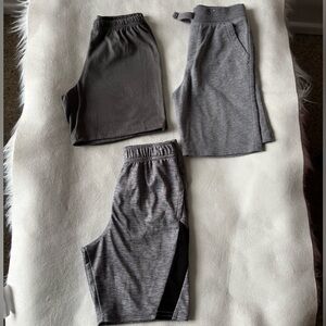 Carter's/Garanimals Gray Shorts Bundle of 3 Size 5T Boys